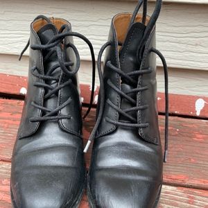 Black boots